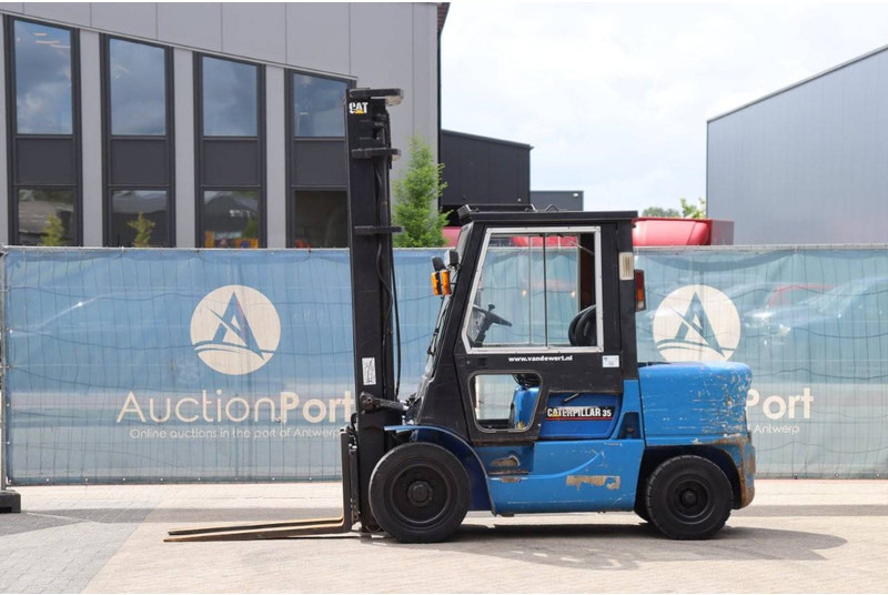 Caterpillar DP35K - Carrello elevatore diesel: foto 1 Caterpillar DP35K - Carrello elevatore diesel: foto 1