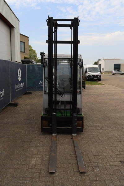 Carrello elevatore elettrico Cesab B420: foto 8 Carrello elevatore elettrico Cesab B420: foto 8