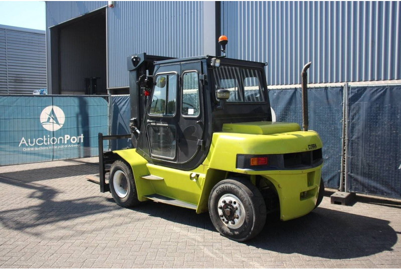 Clark SF50D - Carrello elevatore diesel: foto 3 Clark SF50D - Carrello elevatore diesel: foto 3