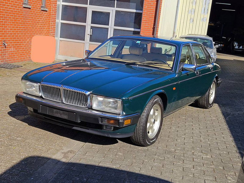 Daimler 4.0 - Autovettura: foto 1 Daimler 4.0 - Autovettura: foto 1