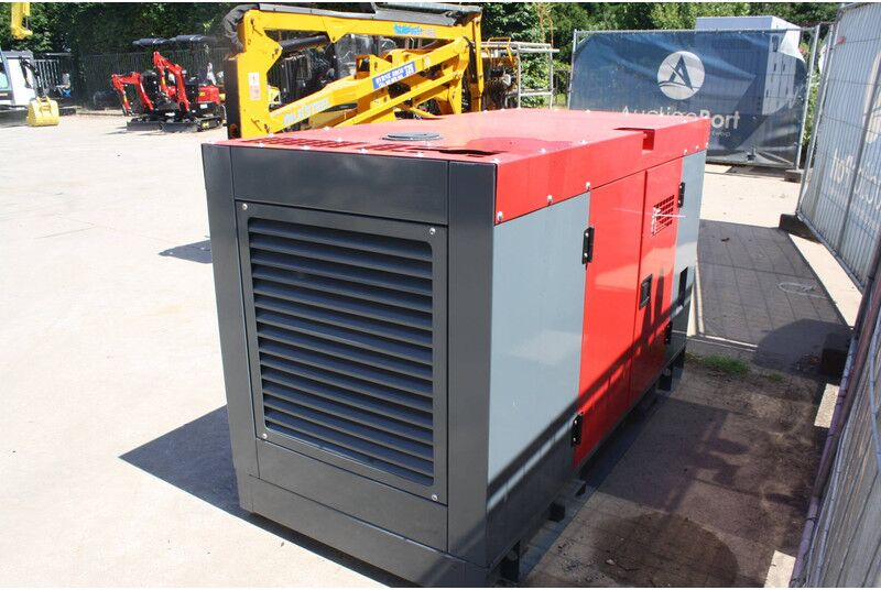 Devol Power VG-R30 - Gruppo elettrogeno: foto 4 Devol Power VG-R30 - Gruppo elettrogeno: foto 4