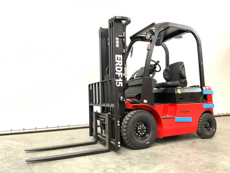Everun ERDF15 - Carrello elevatore diesel: foto 3 Everun ERDF15 - Carrello elevatore diesel: foto 3