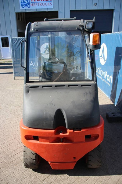 Fenwick-Linde E25-03 - Carrello elevatore elettrico: foto 4 Fenwick-Linde E25-03 - Carrello elevatore elettrico: foto 4