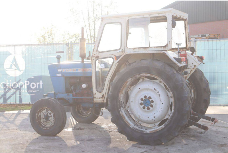 Ford 4000 - Trattore: foto 3 Ford 4000 - Trattore: foto 3