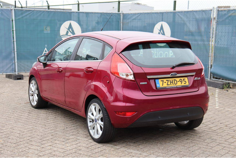 Ford Fiesta - Berlina: foto 4 Ford Fiesta - Berlina: foto 4