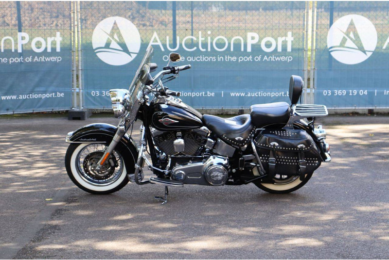 Harley-Davidson Heritage Softail Classic - Motocicletta: foto 2 Harley-Davidson Heritage Softail Classic - Motocicletta: foto 2