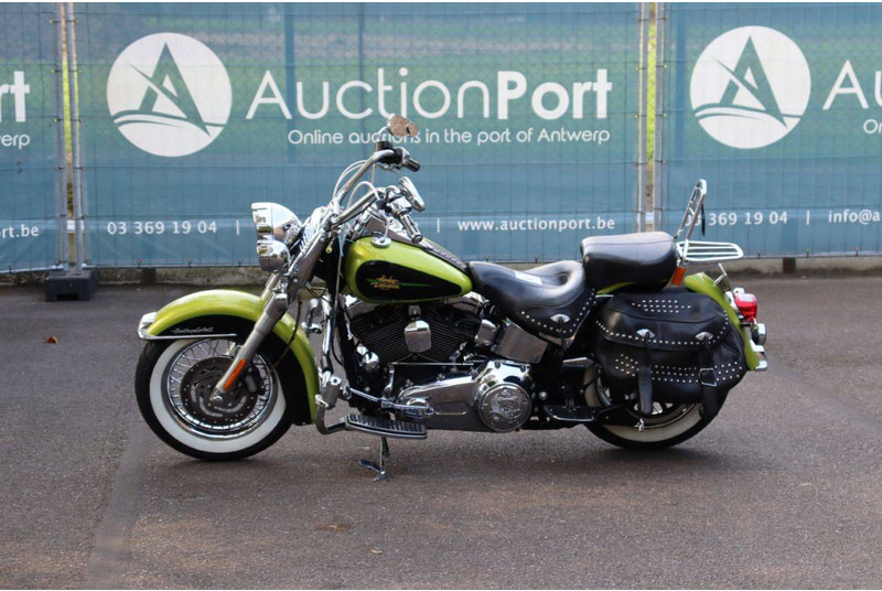 Harley-Davidson Heritage Softail Classic - Motocicletta: foto 1 Harley-Davidson Heritage Softail Classic - Motocicletta: foto 1