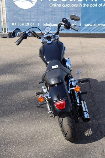 Harley-Davidson SPORTSTER XL1200 CUSTOM - Motocicletta: foto 5 Harley-Davidson SPORTSTER XL1200 CUSTOM - Motocicletta: foto 5