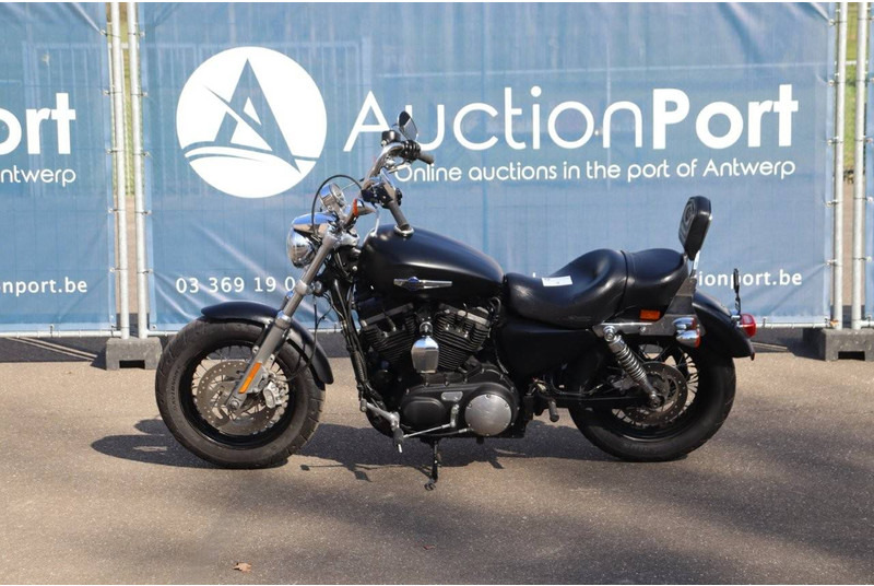 Harley-Davidson SPORTSTER XL1200 CUSTOM - Motocicletta: foto 2 Harley-Davidson SPORTSTER XL1200 CUSTOM - Motocicletta: foto 2
