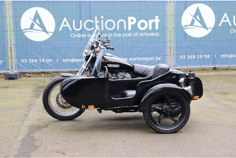 Harley-Davidson Sporster XL883 - Motocicletta: foto 1 Harley-Davidson Sporster XL883 - Motocicletta: foto 1