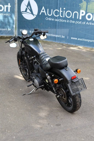 Harley-Davidson Sportster XL 883 Iron - Motocicletta: foto 4 Harley-Davidson Sportster XL 883 Iron - Motocicletta: foto 4