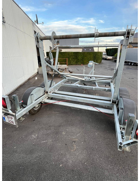 Humbaur KTA 3500 - Rimorchio pianale/ Cassonato: foto 3 Humbaur KTA 3500 - Rimorchio pianale/ Cassonato: foto 3