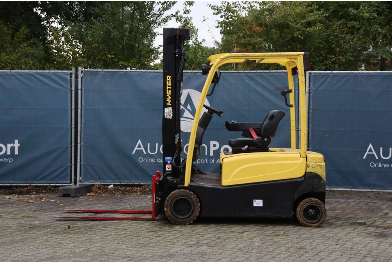 Hyster J2.0XN LWB - Carrello elevatore elettrico: foto 2 Hyster J2.0XN LWB - Carrello elevatore elettrico: foto 2
