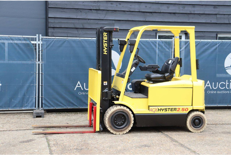 Hyster J2.50XM - Carrello elevatore elettrico: foto 1 Hyster J2.50XM - Carrello elevatore elettrico: foto 1