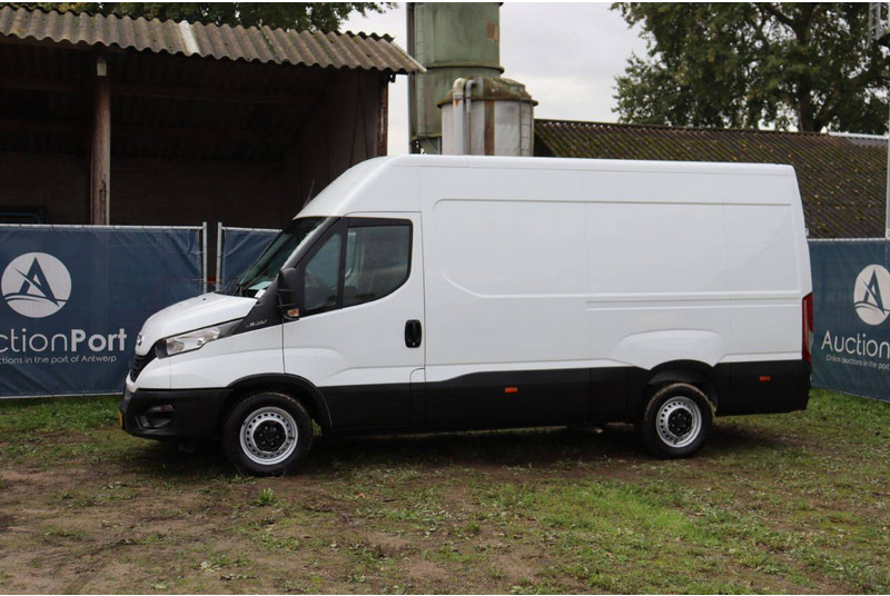 Iveco Daily 35S14 - Furgone chiuso: foto 1 Iveco Daily 35S14 - Furgone chiuso: foto 1