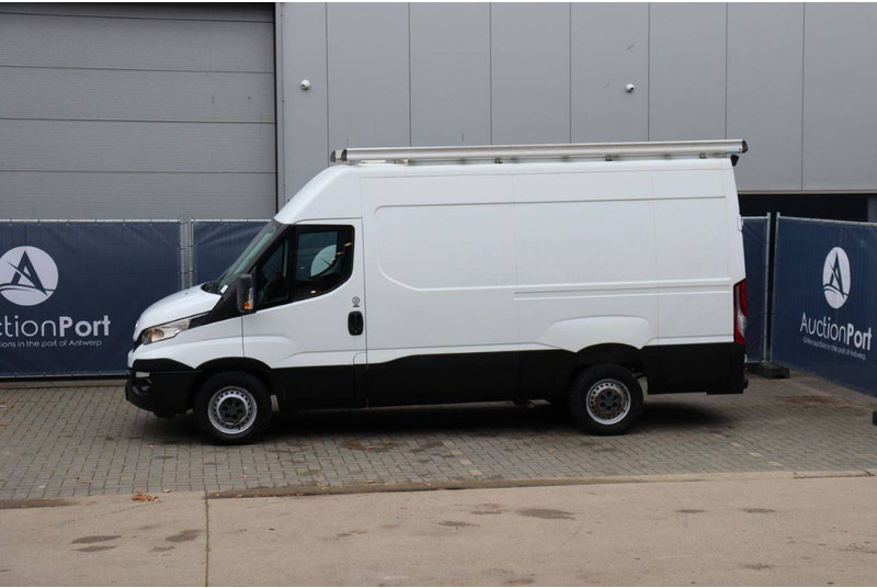 Iveco Daily 35S17 - Furgone chiuso: foto 1 Iveco Daily 35S17 - Furgone chiuso: foto 1