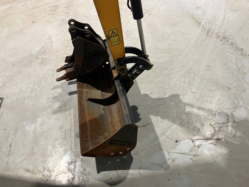 Miniescavatore JCB 16C-1 T3: foto 6 Miniescavatore JCB 16C-1 T3: foto 6
