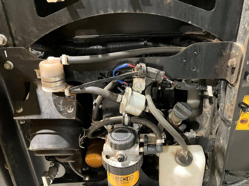 Miniescavatore JCB 16C-1 T3: foto 10 Miniescavatore JCB 16C-1 T3: foto 10