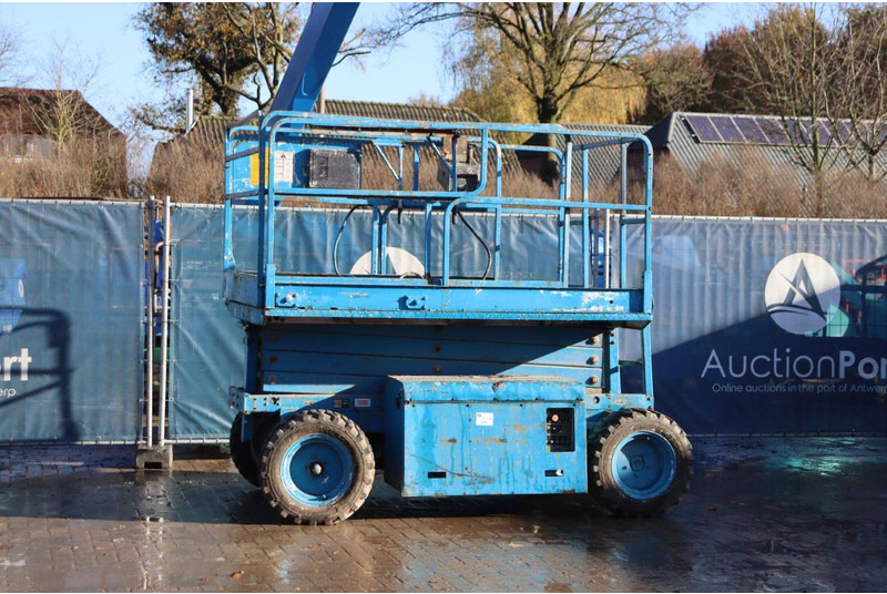 JLG 26-MRT - Piattaforma a pantografo: foto 1 JLG 26-MRT - Piattaforma a pantografo: foto 1