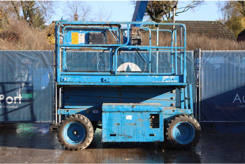 JLG 26-MRT - Piattaforma a pantografo: foto 2 JLG 26-MRT - Piattaforma a pantografo: foto 2