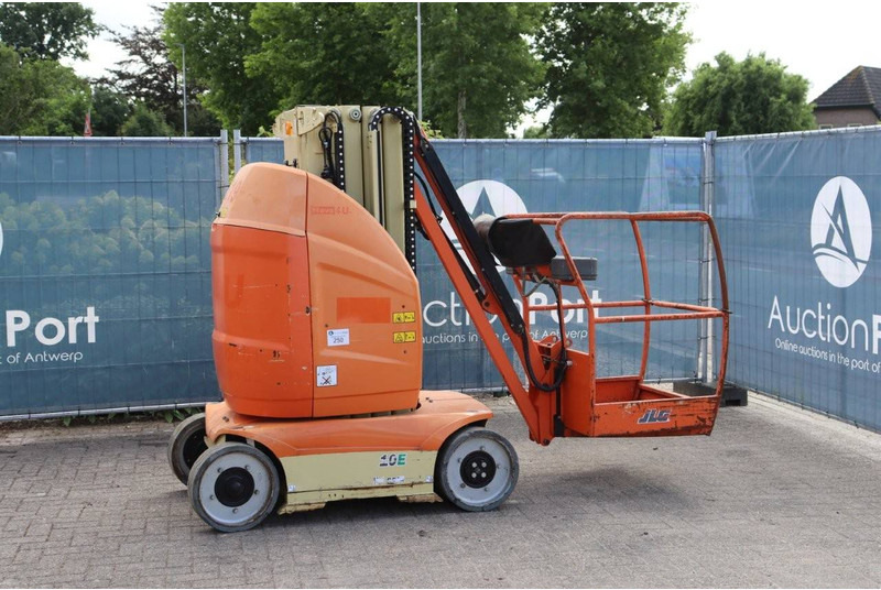 JLG Toucan 10E - Piattaforma aerea: foto 1 JLG Toucan 10E - Piattaforma aerea: foto 1