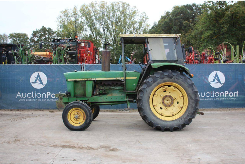 John Deere 3130 - Trattore: foto 2 John Deere 3130 - Trattore: foto 2