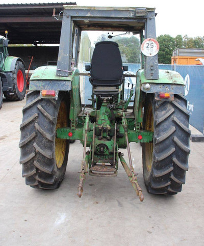 John Deere 3130 - Trattore: foto 4 John Deere 3130 - Trattore: foto 4