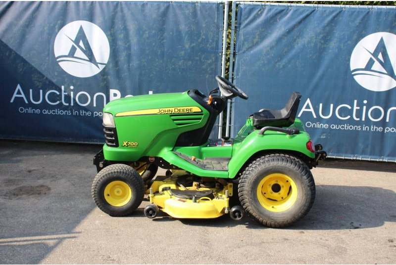 John Deere M700 - Tagliaerba: foto 2 John Deere M700 - Tagliaerba: foto 2