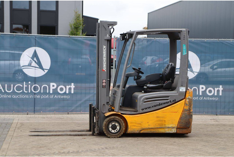 Jungheinrich EFG 216k - Carrello elevatore elettrico: foto 1 Jungheinrich EFG 216k - Carrello elevatore elettrico: foto 1
