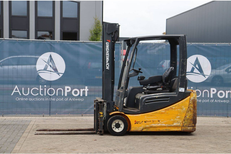 Jungheinrich EFG216k - Carrello elevatore elettrico: foto 1 Jungheinrich EFG216k - Carrello elevatore elettrico: foto 1