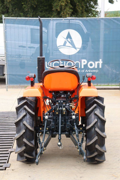 Kubota B1400DT - Trattore: foto 5 Kubota B1400DT - Trattore: foto 5