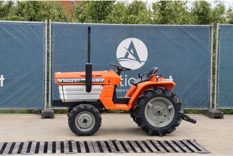 Kubota B1502DT - Trattore: foto 1 Kubota B1502DT - Trattore: foto 1