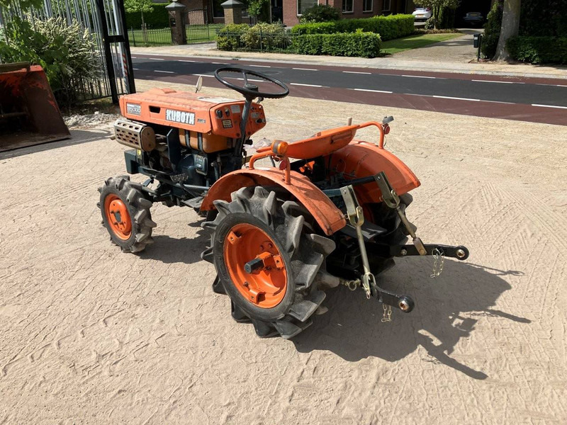Kubota B5000 - Trattore: foto 3 Kubota B5000 - Trattore: foto 3