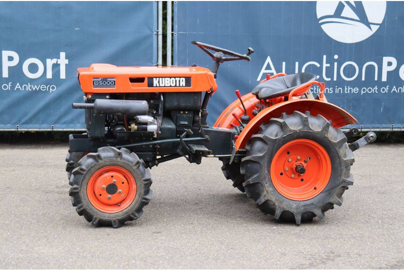 Kubota B5000 - Trattore: foto 1 Kubota B5000 - Trattore: foto 1