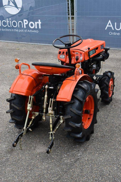 Kubota B5000 - Trattore: foto 4 Kubota B5000 - Trattore: foto 4