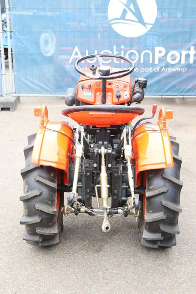 Kubota B5000 - Trattore: foto 5 Kubota B5000 - Trattore: foto 5