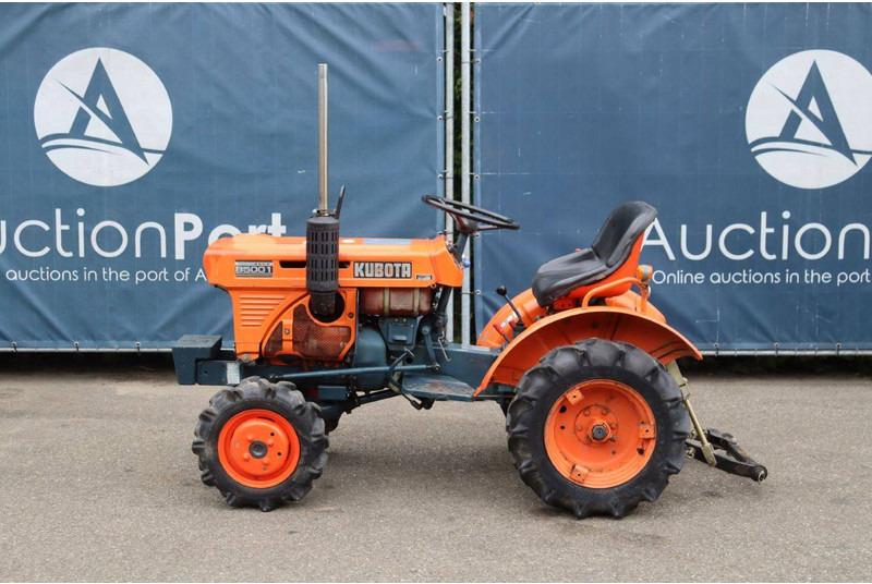 Kubota B5001 - Trattore: foto 2 Kubota B5001 - Trattore: foto 2