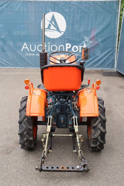 Kubota B5001 - Trattore: foto 5 Kubota B5001 - Trattore: foto 5