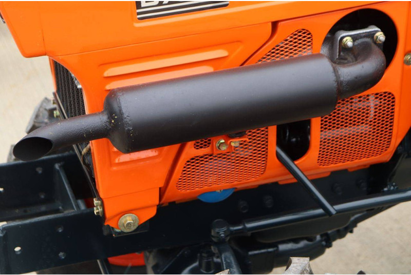 Trattore Kubota B7001DT: foto 12