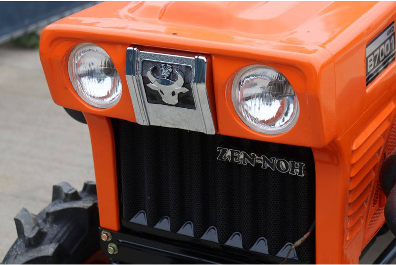 Trattore Kubota B7001DT: foto 11