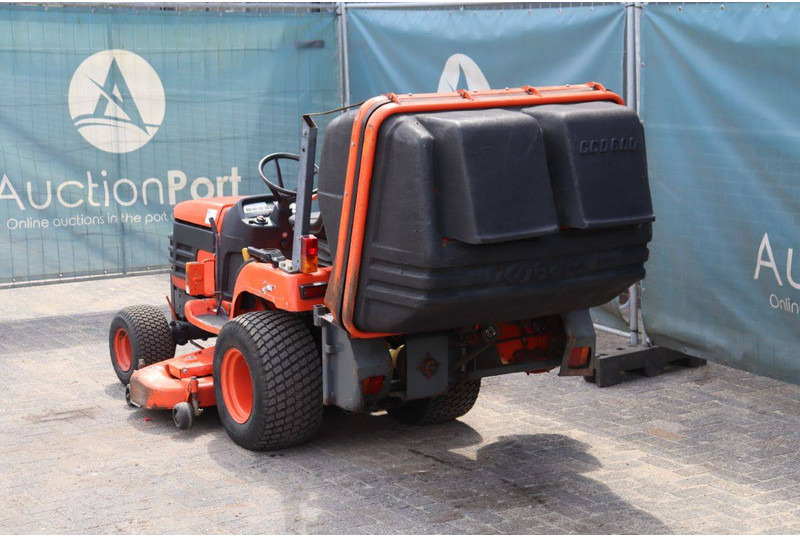Kubota BX2200D - Tagliaerba: foto 4 Kubota BX2200D - Tagliaerba: foto 4