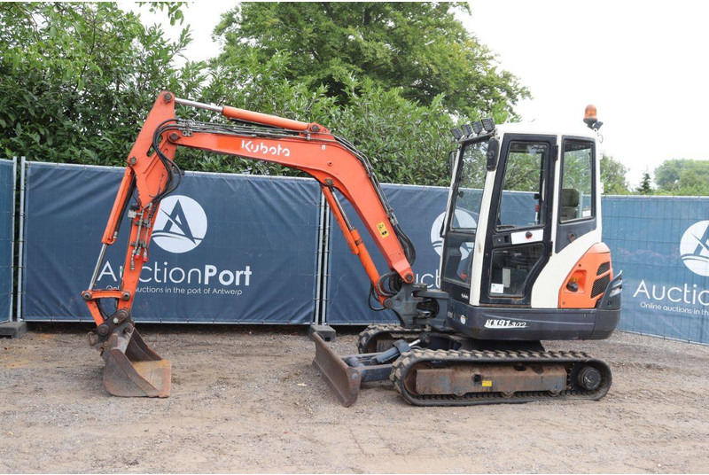Kubota KX91-3α2 - Escavatore cingolato: foto 1 Kubota KX91-3α2 - Escavatore cingolato: foto 1