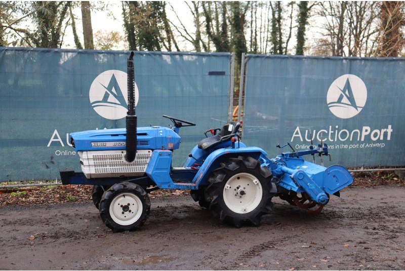 Kubota Kubota B1200DT - Trattore: foto 1 Kubota Kubota B1200DT - Trattore: foto 1