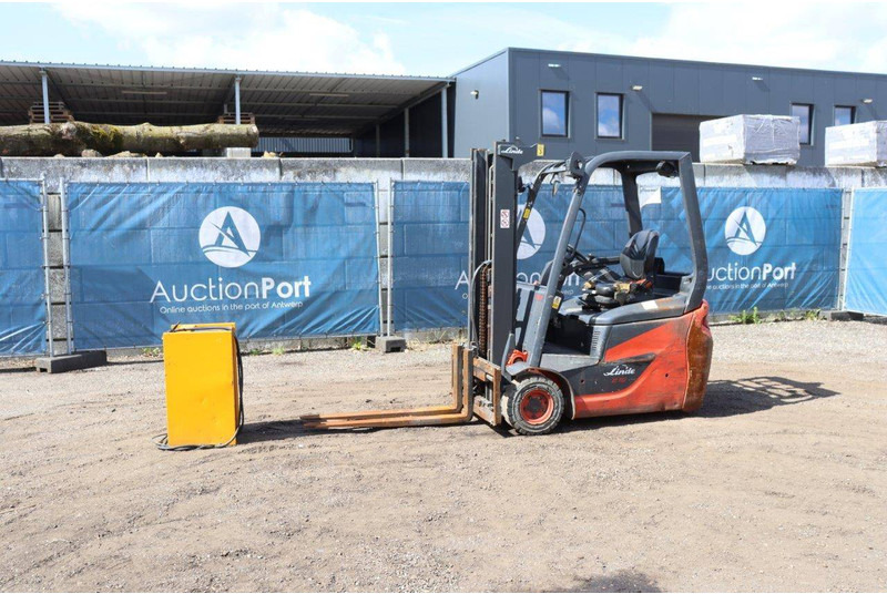 Linde E16C - Carrello elevatore elettrico: foto 1 Linde E16C - Carrello elevatore elettrico: foto 1