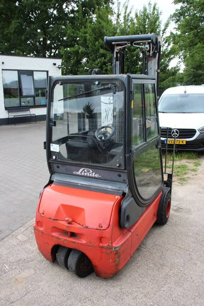 Linde E18C-02 - Carrello elevatore elettrico: foto 5 Linde E18C-02 - Carrello elevatore elettrico: foto 5