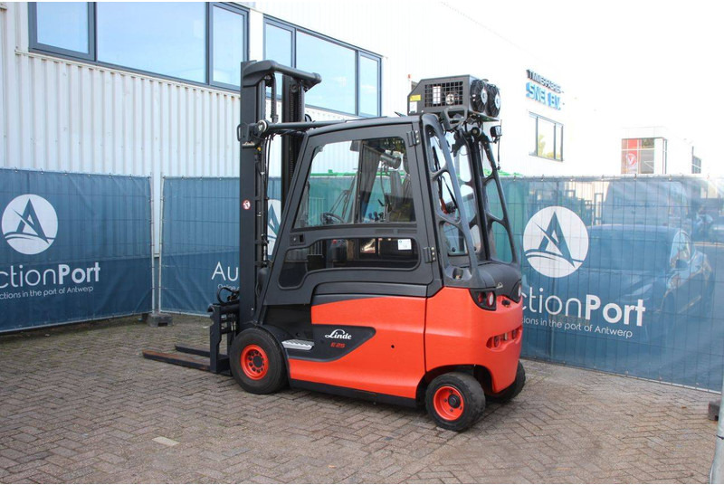 Linde E25HL-01/600 - Carrello elevatore elettrico: foto 3 Linde E25HL-01/600 - Carrello elevatore elettrico: foto 3