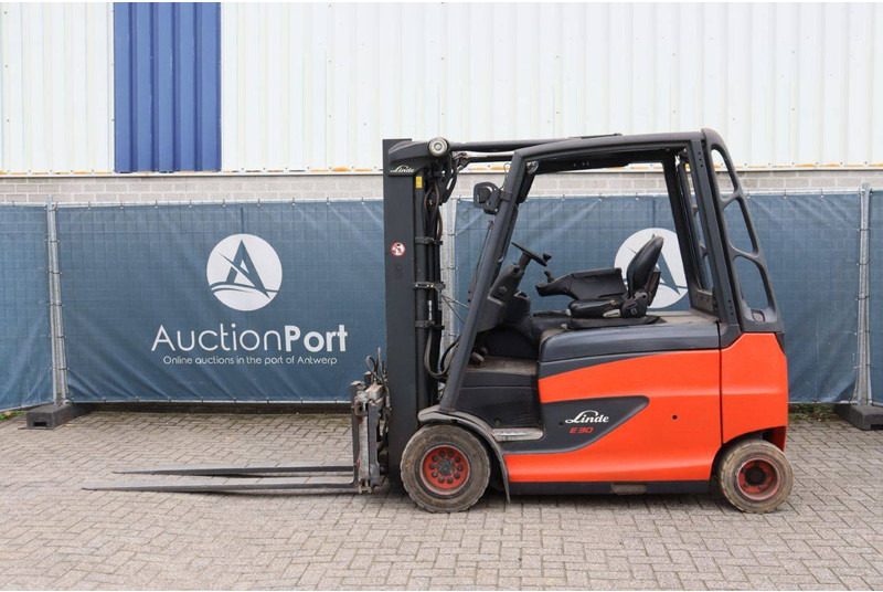 Linde E30HL-01/600 - Carrello elevatore elettrico: foto 2 Linde E30HL-01/600 - Carrello elevatore elettrico: foto 2