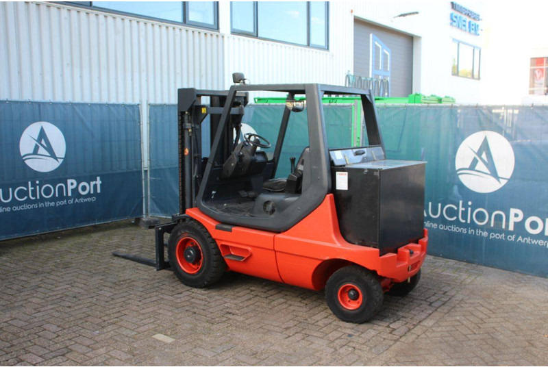 Linde E35P - Carrello elevatore elettrico: foto 3 Linde E35P - Carrello elevatore elettrico: foto 3