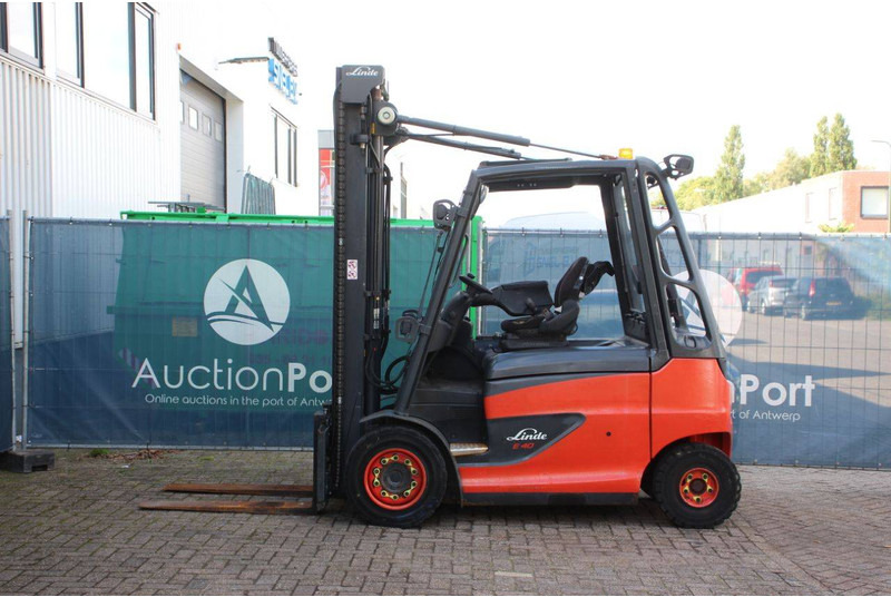 Linde E40H-01/600 - Carrello elevatore elettrico: foto 2 Linde E40H-01/600 - Carrello elevatore elettrico: foto 2