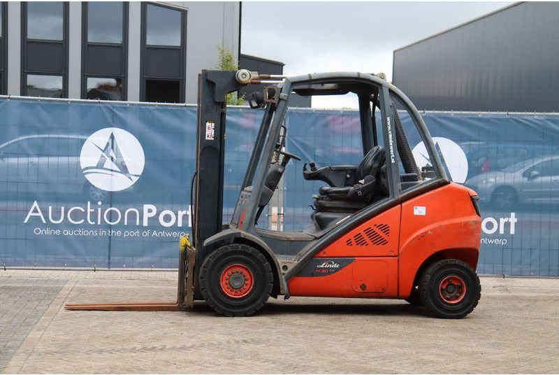 Linde H25D-02 - Carrello elevatore diesel: foto 1 Linde H25D-02 - Carrello elevatore diesel: foto 1